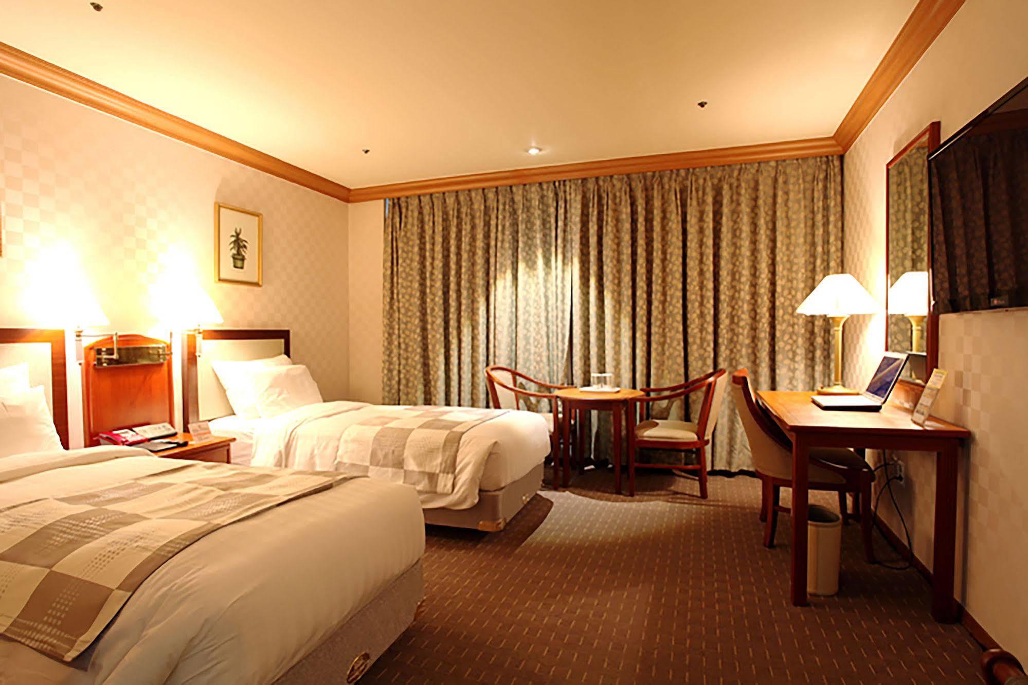 Hotel International Changwon Exterior foto