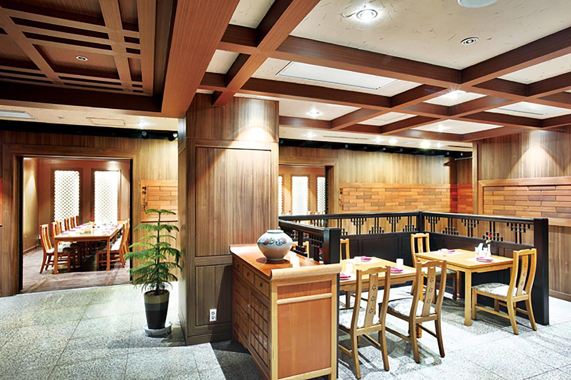 Hotel International Changwon Exterior foto